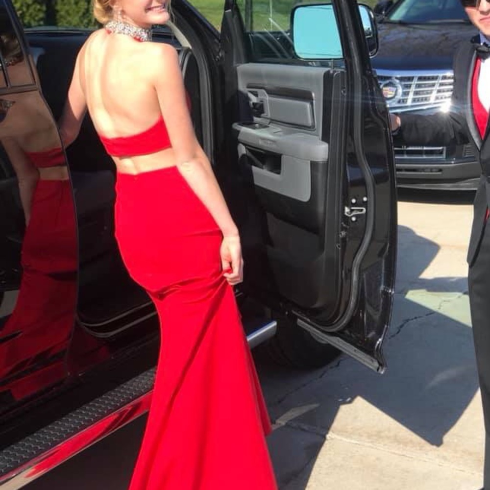 Stunning Sherri Hill Gown
